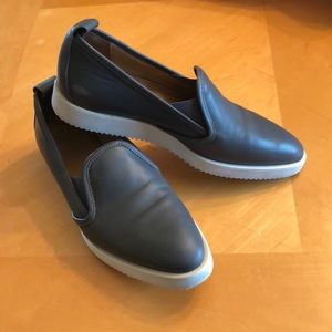 Everlane grey shoes $145!!! 6.5